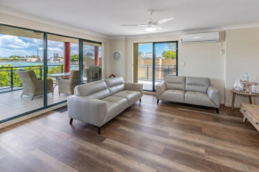Spinnaker 101, Forster